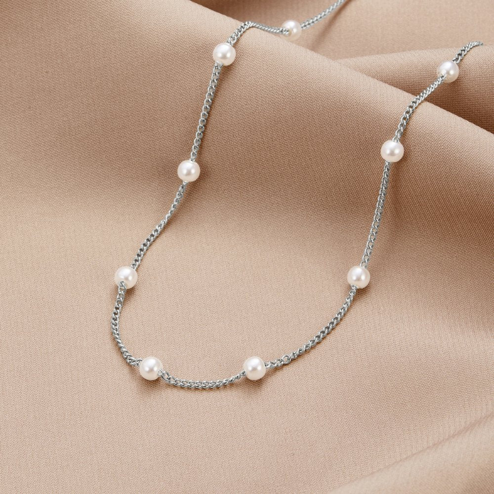 Miriam – Delicate Gold Necklace with Pearls