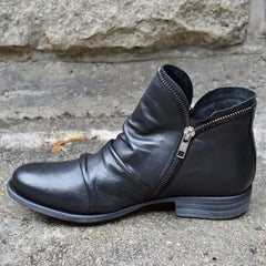 Valentina · Botines de piel con cremallera