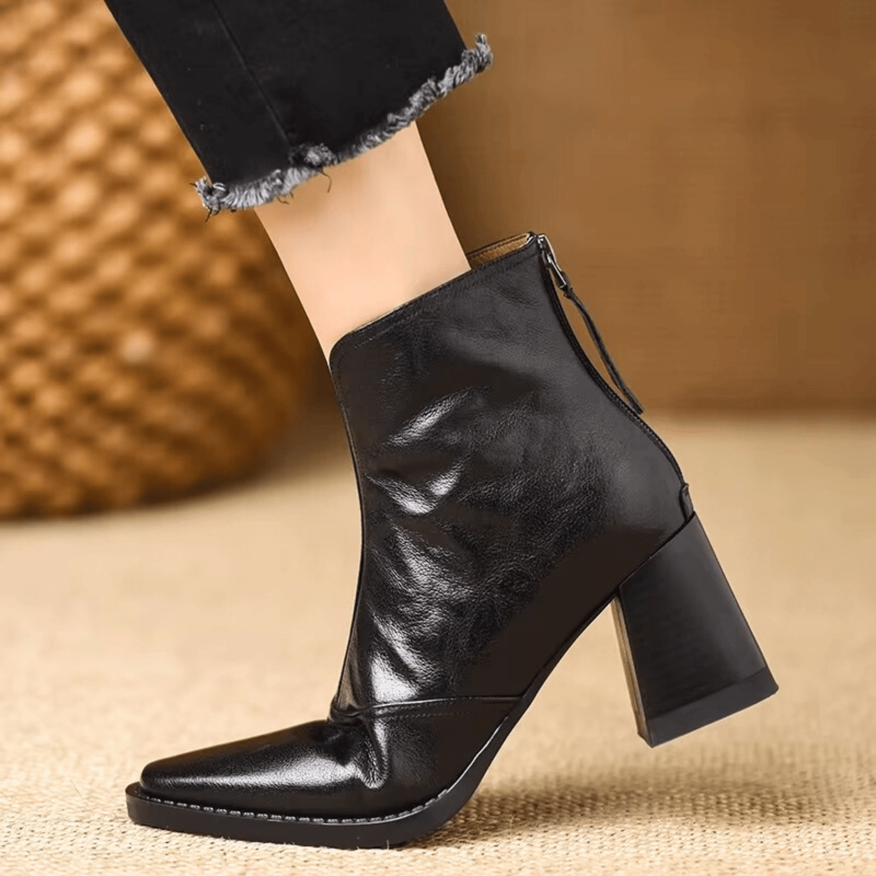 Botas de mujer al tobillo con tacón ancho y cremallera – estilo urbano elegante