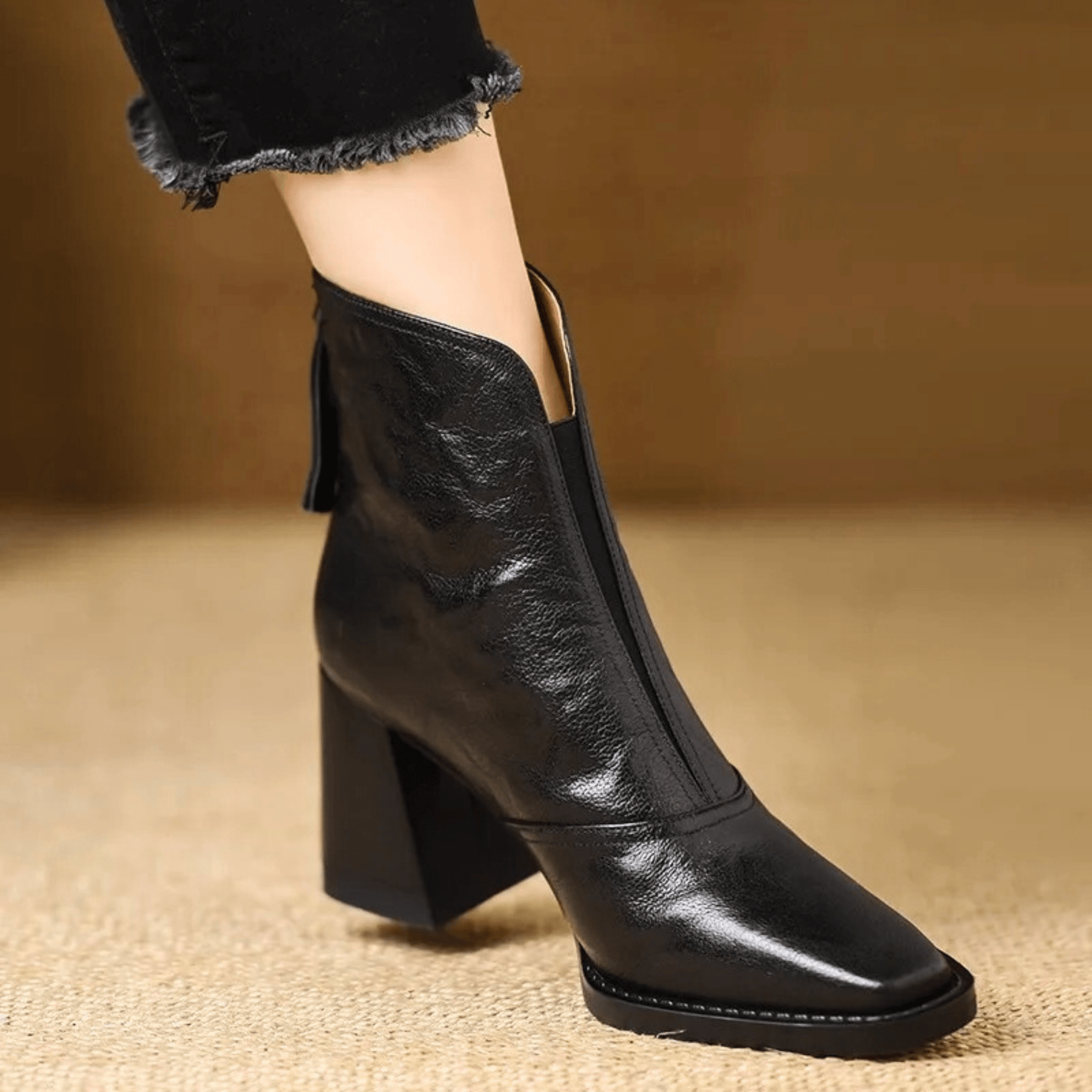 Botas de mujer al tobillo con tacón ancho y cremallera – estilo urbano elegante