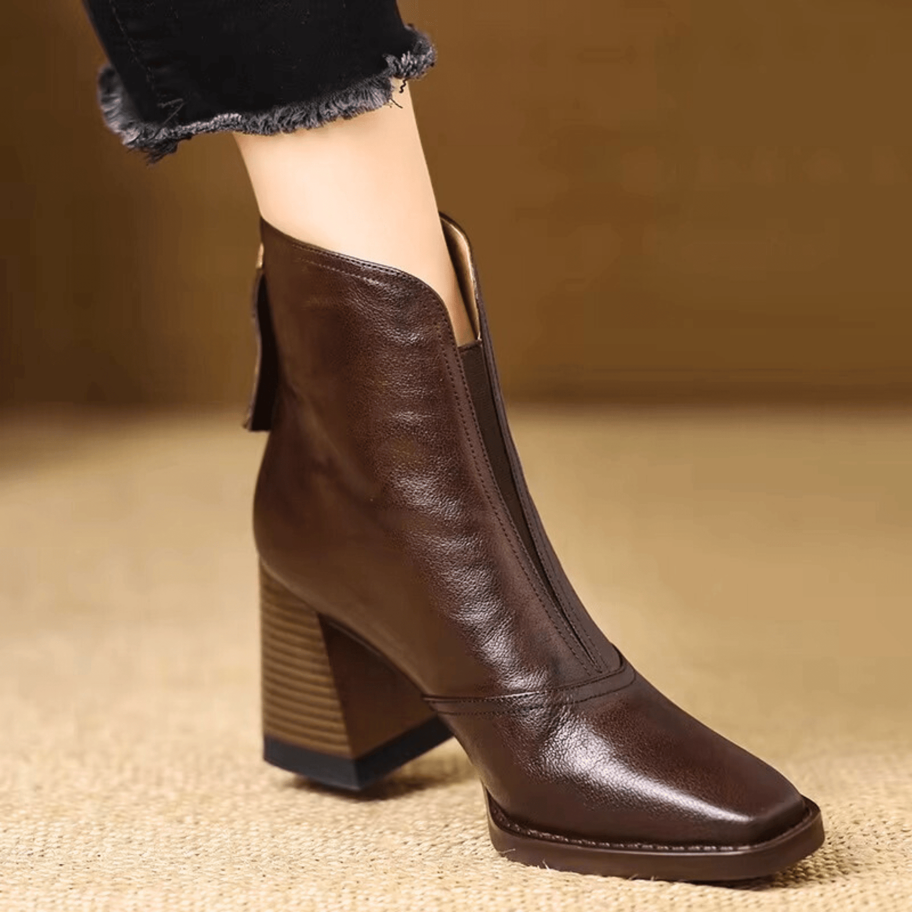 Botas de mujer al tobillo con tacón ancho y cremallera – estilo urbano elegante