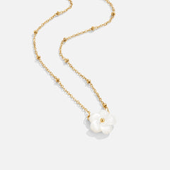 Collar de oro con colgante floral. - Raúl & Sara Madrid