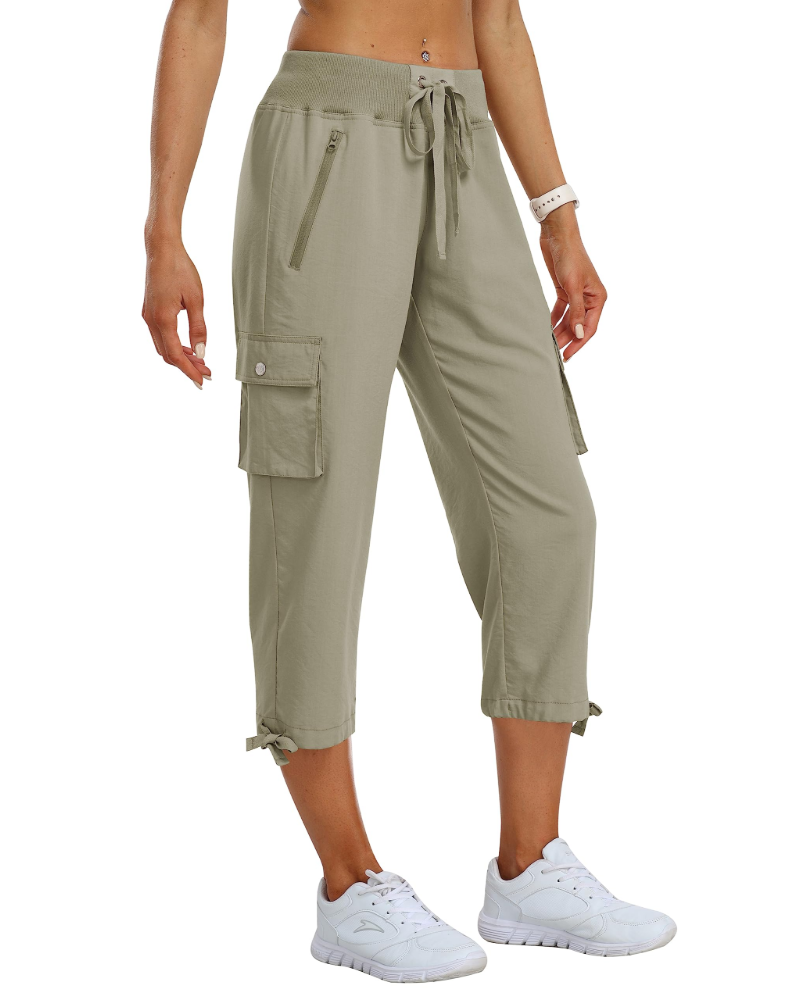 Lucie · Pantalón capri cargo transpirable con 4 bolsillos y cordón ajustable